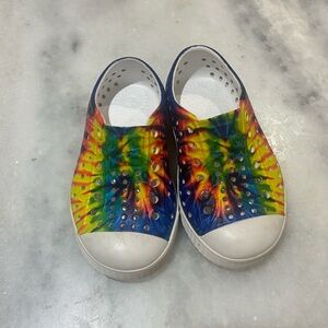 Native tie-dye kids shoes, waterproof, size 6, excellent condition, like new!